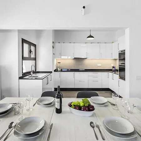 בית נופש Casa Nadal - *